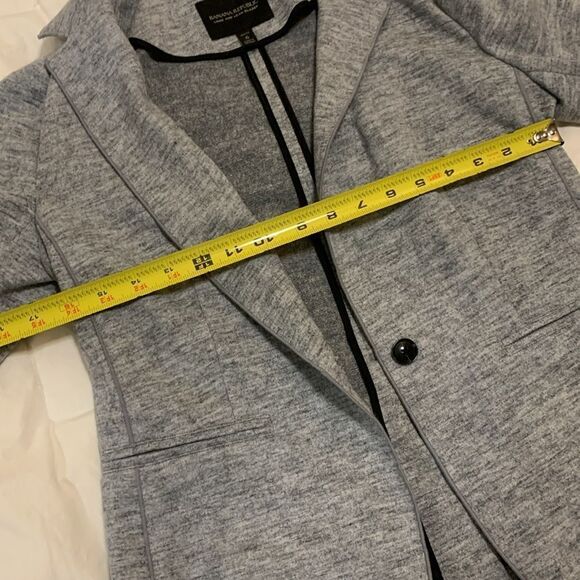 BANANA REPUBLIC, blazer, size 6, great condition, wool blend - Picture 10 of 12